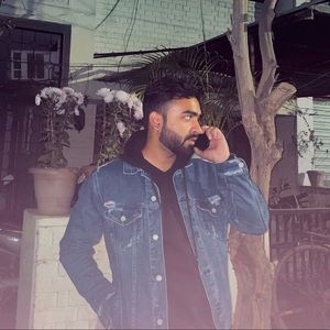 Meet your Posher, Varun